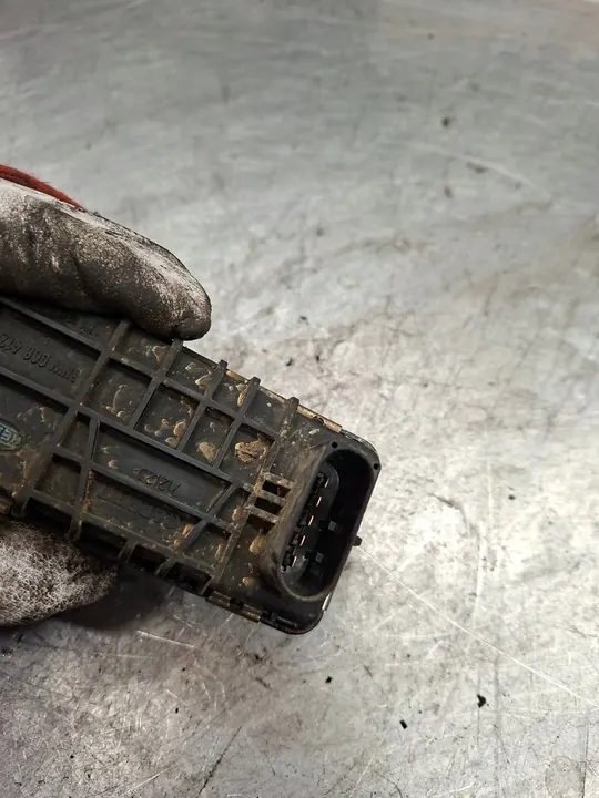 Mercedes E200 CDI W211 Actionneur Turbo 712120 image 4