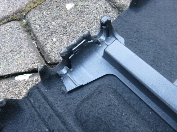 Schwarze Kofferraumablage Citroen C3 Picasso Vor-Facelift image 6