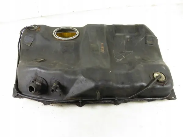 Depósito de combustible OEM ZBIORNIK PALIWA DIESEL AVENSIS II image 9