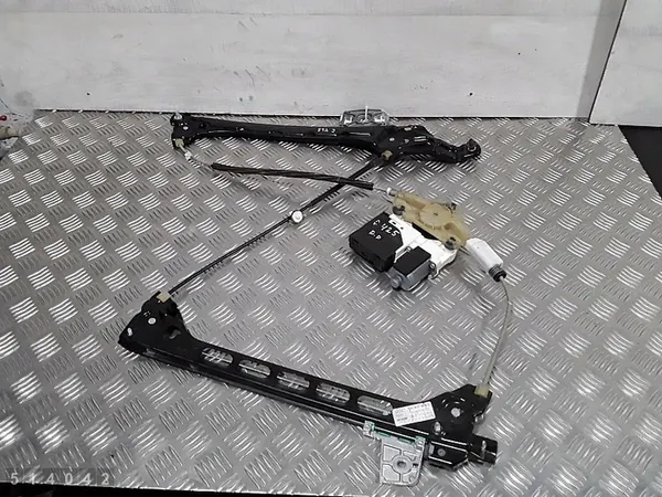 Raamregel Audi TT 2008 8j0837462d image 7