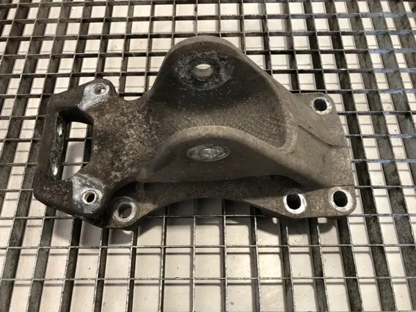 Support de cabine VOLVO, avant gauche 20456129 image 1