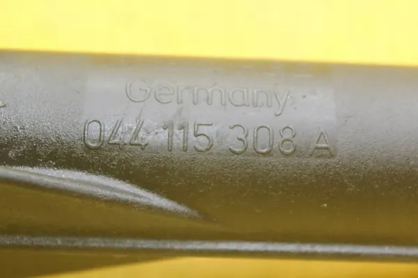 Tubo de pescoço de óleo OEM 044115308A para VW Transporter T4 image 3
