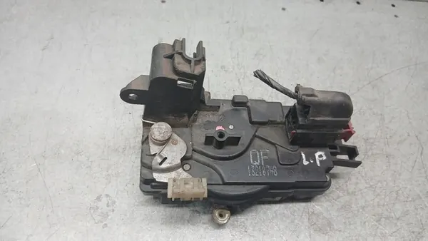 Vänster Framslå Lock Opel Astra H 1.9CDTI 04-07 Kombi 13210748 image 2