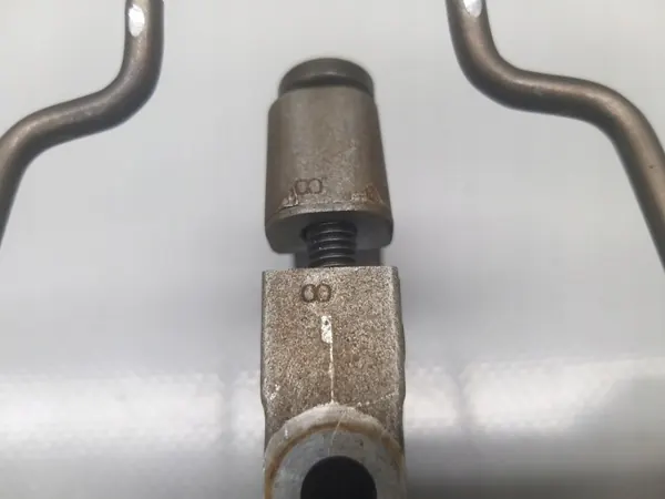 OEM 7570013 Soporte de Árbol de Levas Usado Citroen image 5
