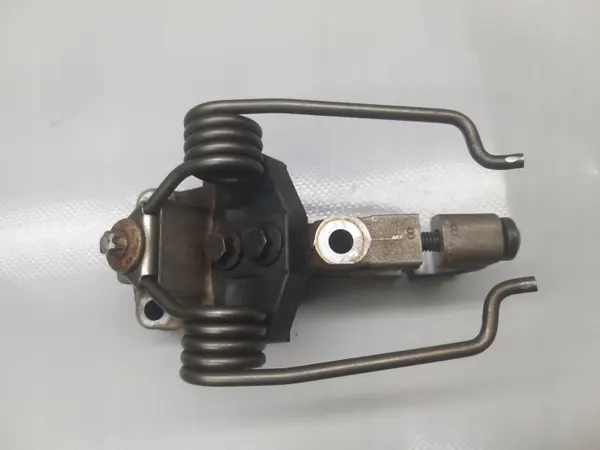 OEM 7570013 Soporte de Árbol de Levas Usado Citroen image 6