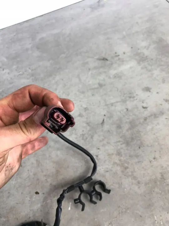 Tuyau AdBlue Volkswagen PASSAT B8 image 3