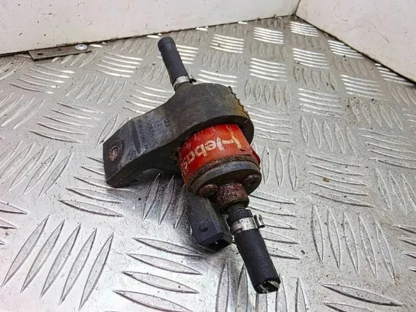 Webasto Polttoainepumppu Putki Audi A8 D3 4.0 V8 TDI 443963303A image 3