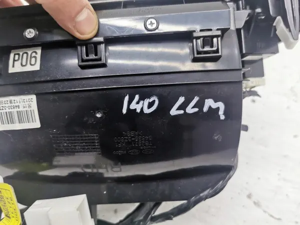 Compartiment console Hyundai I40 OEM 84630-3Z715 image 6