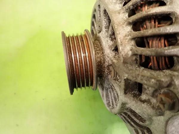 Vaihtovirtageneraattori SUBARU FORESTER I LIFT 2.0 B 2000 OEM 23700-AA380 image 2