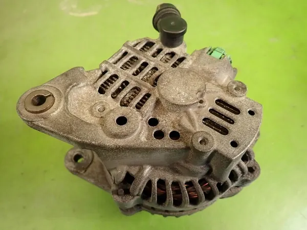 Vaihtovirtageneraattori SUBARU FORESTER I LIFT 2.0 B 2000 OEM 23700-AA380 image 5