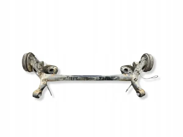 Toyota Yaris Hinterachsträger OEM NA - Gebrauchtteil image 5