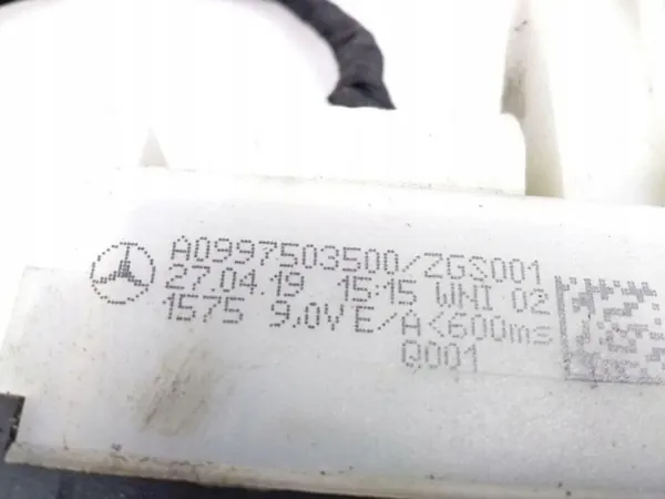Microinterruptor maletero Mercedes W177 OEM A0997503500 image 4