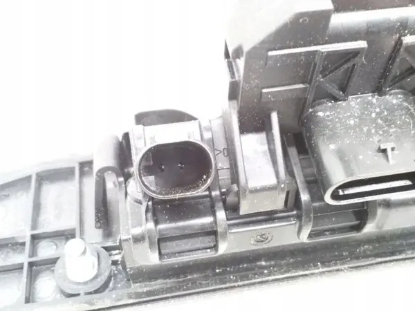 Microinterruptor maletero Mercedes W177 OEM A0997503500 image 7