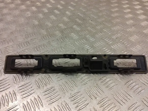 OEM 9834715780 Moldura de Portón para Opel Mokka-E 2023 image 7
