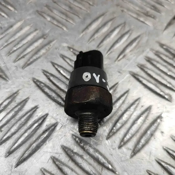 Öljynpaineanturi VOLVO S90 2.0L 2019 OEM 31405635 image 3