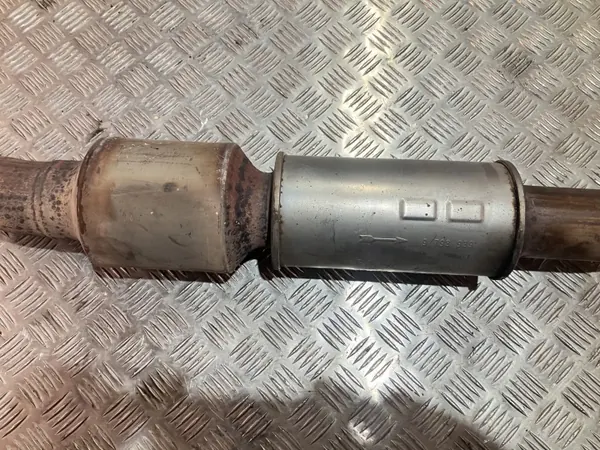 OEM 6879854 BMW midden demperbox - Gebruikt image 3