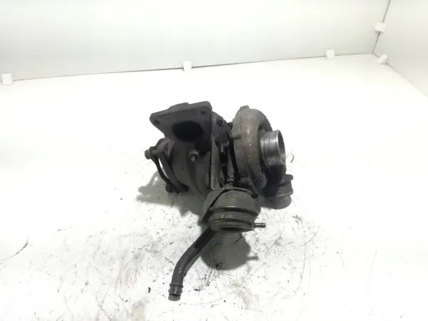 Turbocompressor usado OEM 3653146 para Volvo S60 2.4 D5 image 3