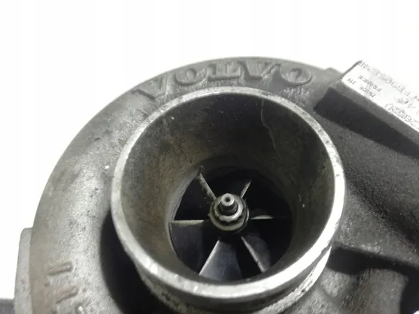 Turbocompressor usado OEM 3653146 para Volvo S60 2.4 D5 image 4