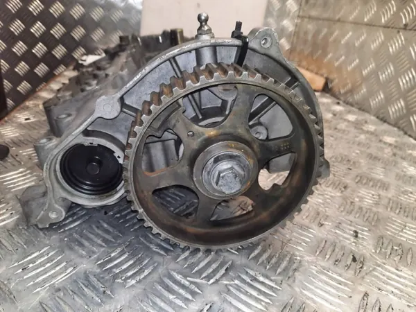 Tapa de árbol de levas OEM 504010018 para Iveco Daily 2.3 HPi image 8