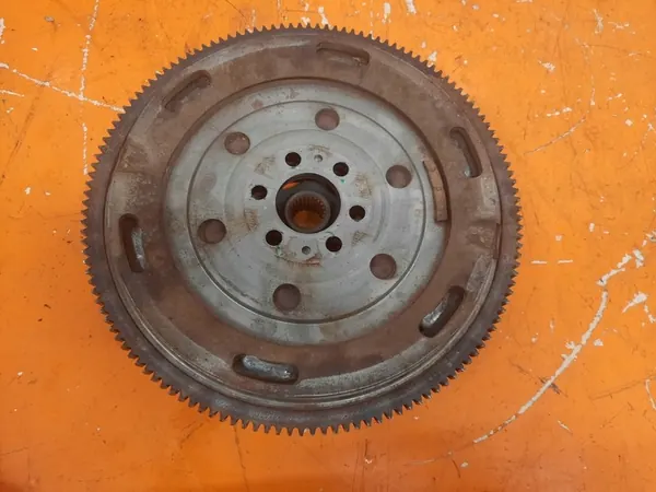 AUDI A4 B6 2.0B 00-05 Volante Duplo 058105317F image 6