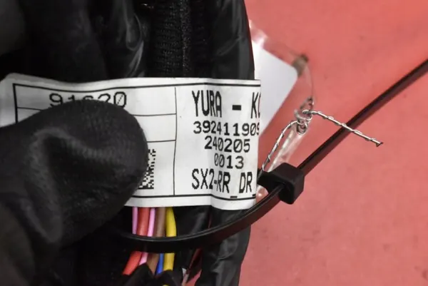 Harness Puerta Trasera Izquierda OEM 91620-BE030 Hyundai Kona image 6