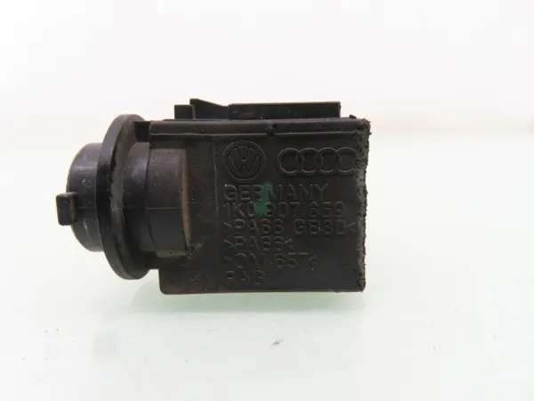 Sistema de filtro de ar esportivo OEM 1K0907659 - Usado image 4