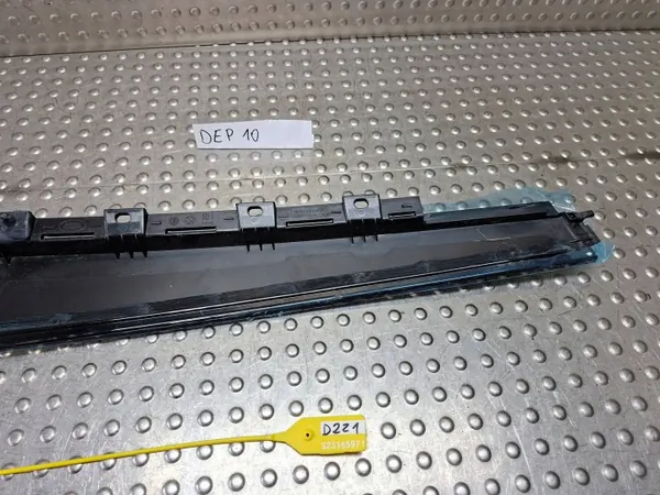 OEM S25165971 Främre höger pelaröverdrag Range Rover Sport image 6