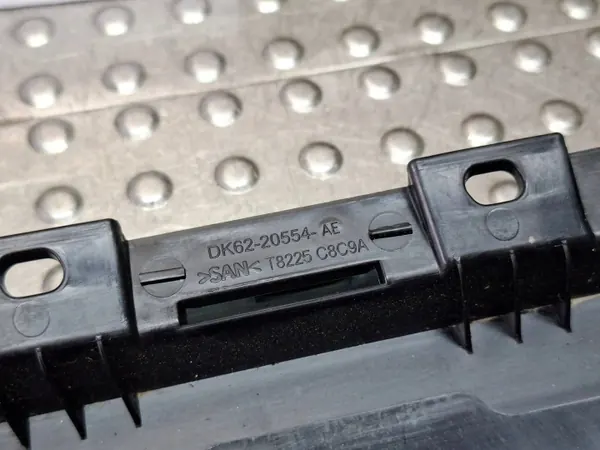 OEM S25165971 Främre höger pelaröverdrag Range Rover Sport image 8