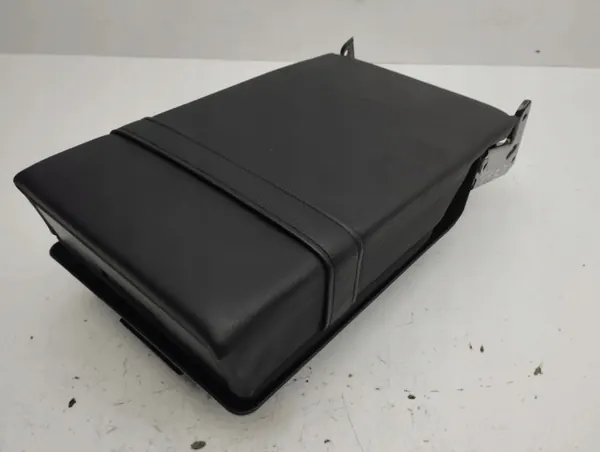 Reposabrazos Mercedes-Benz OEM A1649242737KZ - Usado image 2