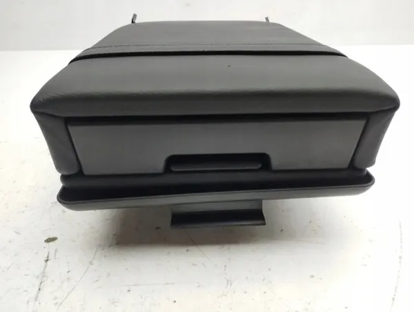 Reposabrazos Mercedes-Benz OEM A1649242737KZ - Usado image 4