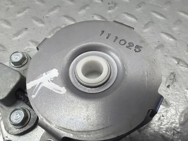 Heckklappenbegrenzer Mitsubishi Outlander OEM 5802A189 Links image 4