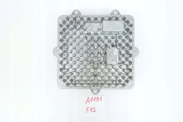 Module convertisseur phare Land Rover LX73-13E005-BA image 2