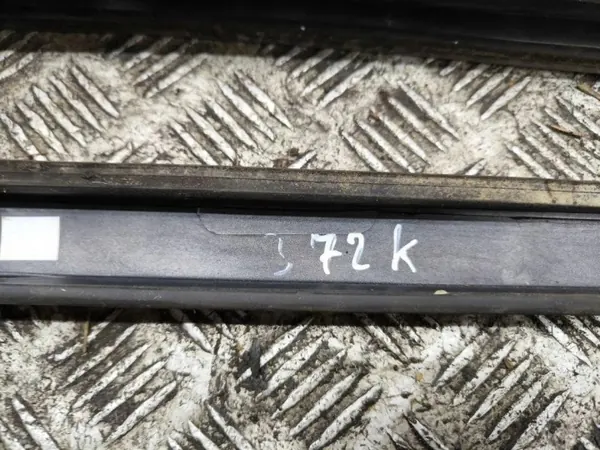 Pega traseira esquerda OEM 872303Z000 para Hyundai i40 image 8