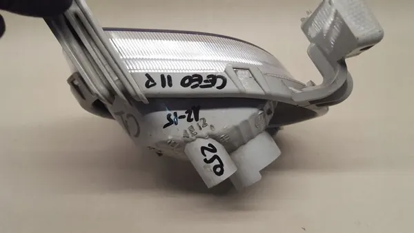 Luz diurna halógena Kia Ceed II 12-15 direita image 3