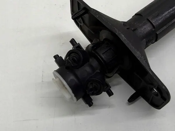 Lavador de farol esquerdo dianteiro OEM 4G0955101B Audi A6 C7 image 4