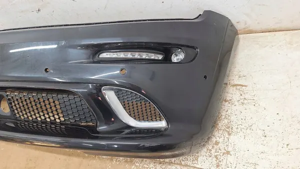 Paraurti anteriore Jeep Grand Cherokee WK2 SRT8 6xPDC image 4