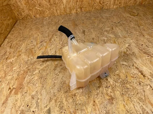 Depósito de expansión Ford Ranger III 2019- EB3G-8K218-AC image 5