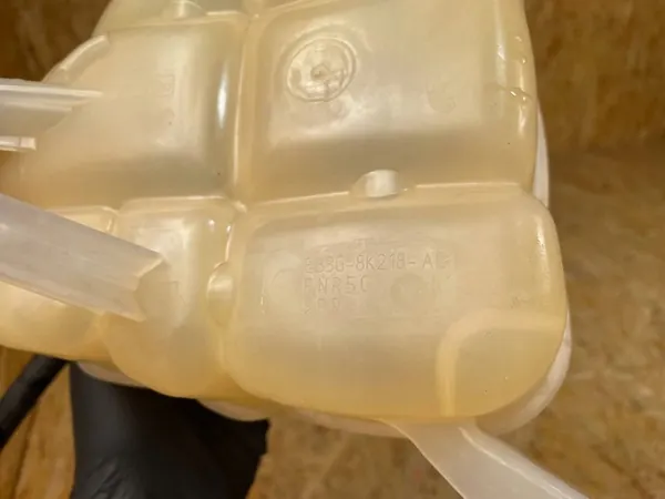 Depósito de expansión Ford Ranger III 2019- EB3G-8K218-AC image 9