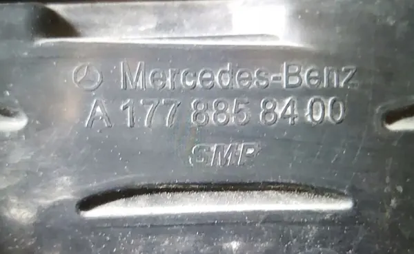 Rejilla de parachoques delantera derecha MERCEDES A KLASA W177 A1778858400 image 2