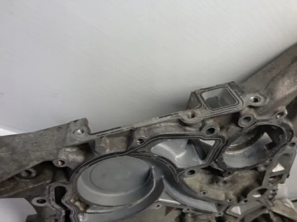 Mercedes C W203 distributiedeksel OEM 2720151202 image 3