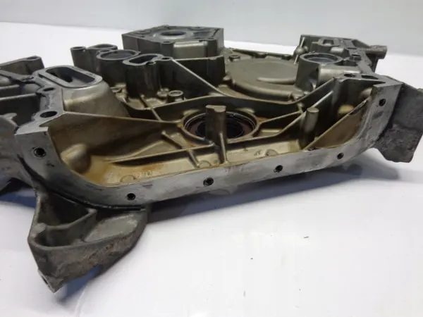 Mercedes C W203 distributiedeksel OEM 2720151202 image 5