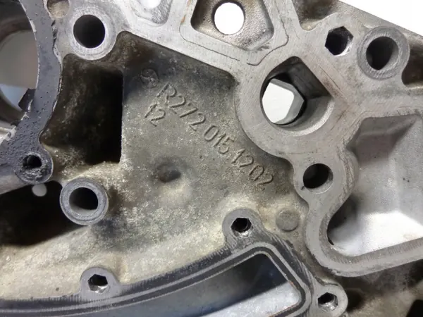 Mercedes C W203 distributiedeksel OEM 2720151202 image 6