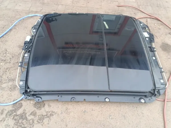 Teto solar Volvo XC60 OEM 18914 - Estado usado image 4