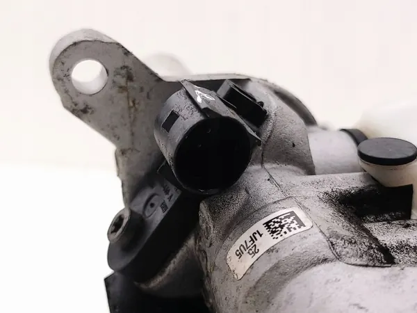 Bromscylinder OEM 03350891801 för Audi Q3 (F3) image 9
