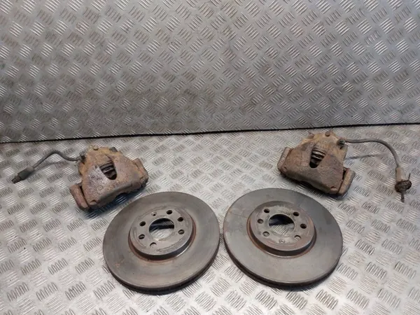 Jeu de Disques, Plaquettes, Étriers Frein Avant OEM TARCZE image 2