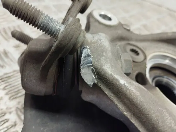 Audi A3 8Y 2021 Mozzo ruota anteriore destro image 5