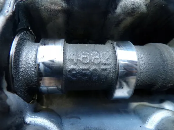 Kamaxeltäck Fiat OE OEM 55204917 - Begagnad image 4