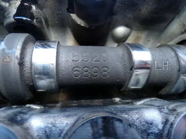 Kamaxeltäck Fiat OE OEM 55204917 - Begagnad image 5