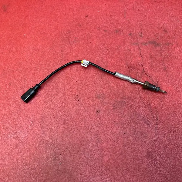 Abgastemperatursensor VW Skoda 1.4 TDI 2015 04L906088CQ image 2