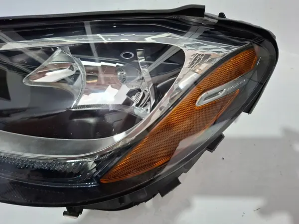 Linker koplamp Mercedes C W205 A2059067102 image 2